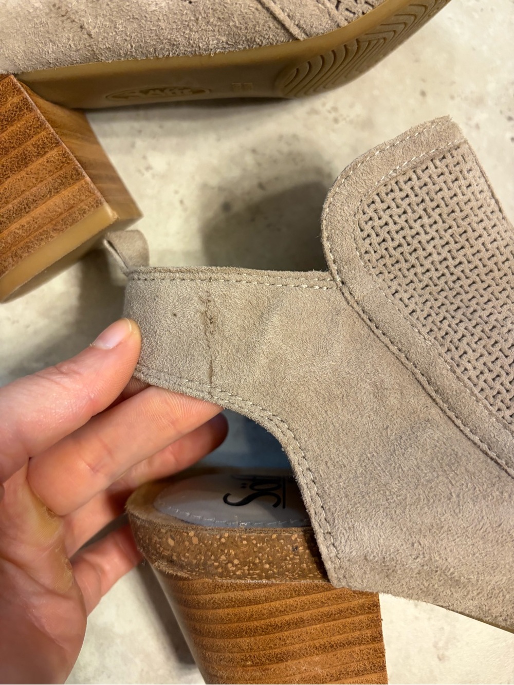 ✨Sofft | Suede Slingback Peep-Toe Block Heel Bootie | Sz 7 - Picture 3 of 12